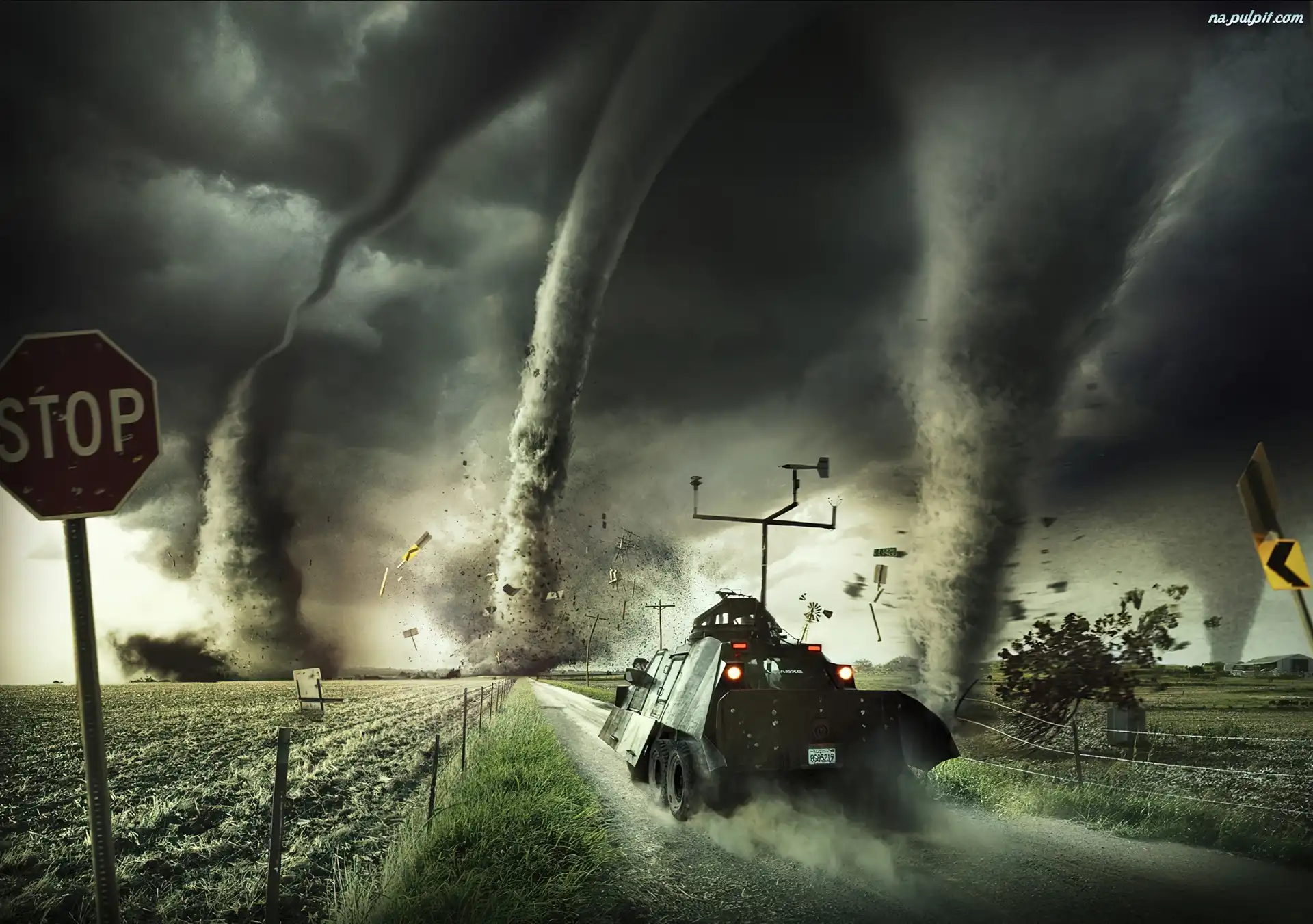 Discovery Channel, Tornado